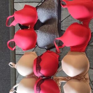 Lot of 6 Victoria's Secret Bras 36D all in amazing condition.  Beige one is Pink